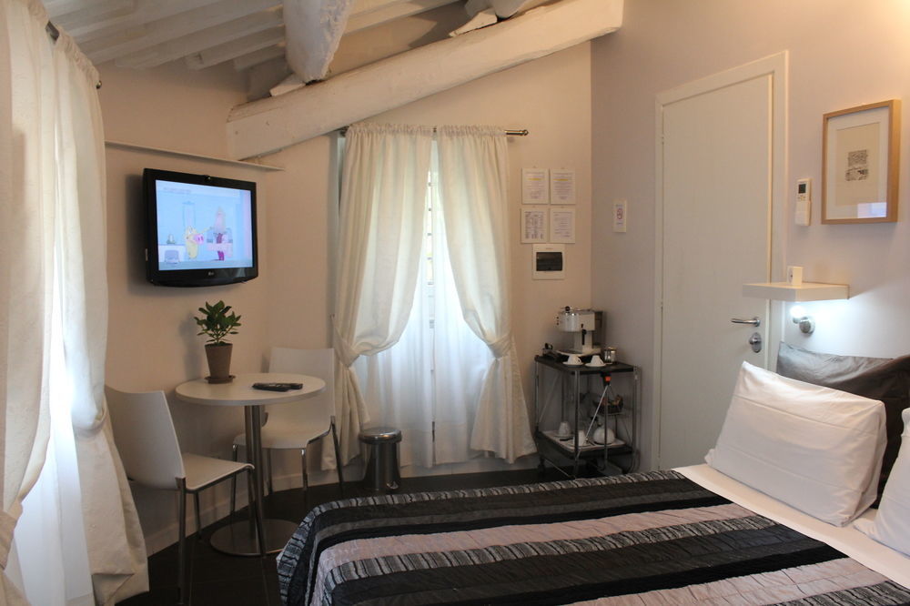 Relais Casa Della Fornarina Hotel โรม ภายนอก รูปภาพ