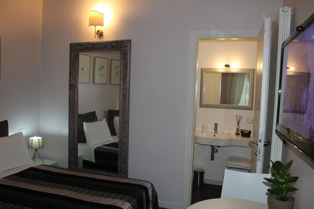 Relais Casa Della Fornarina Hotel โรม ภายนอก รูปภาพ